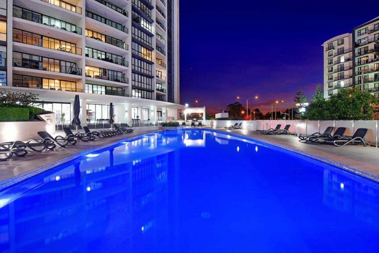 Modern 2 Bedroom Apartment In Sierra Grand - Coasthm Гоулд Коуст Екстериор снимка